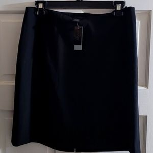 The limited straight short blk skirt right